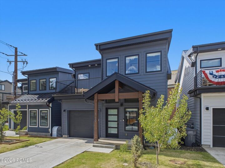 Property Photo: 160 15th Street UT 84060