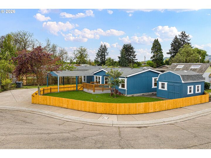 Property Photo:  510 Kelm Pl  OR 97355 