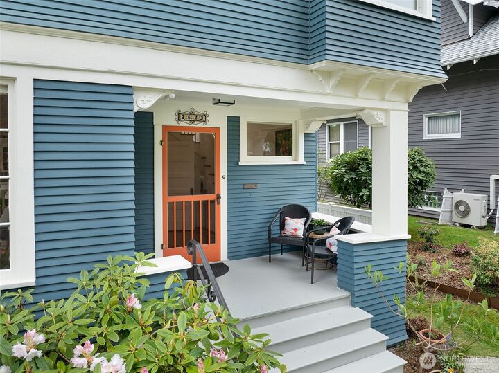 Property Photo:  2523  32nd Avenue S  WA 98144 