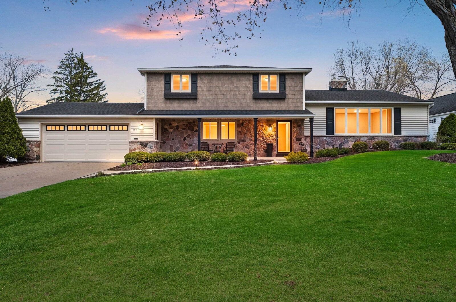 Property Photo:  180 Arbor Lane  WI 54301 