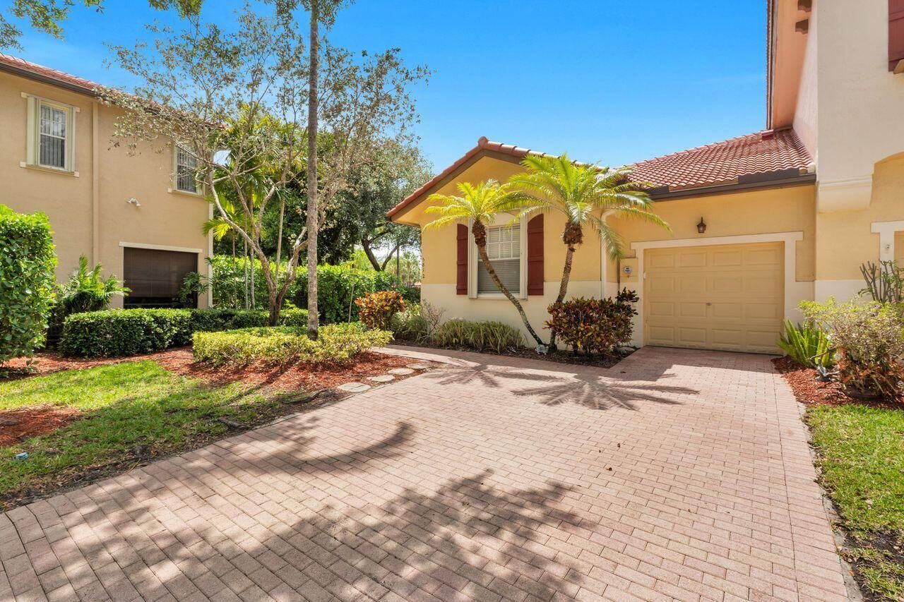 Property Photo:  5812 NW 119th Terrace  FL 33076 