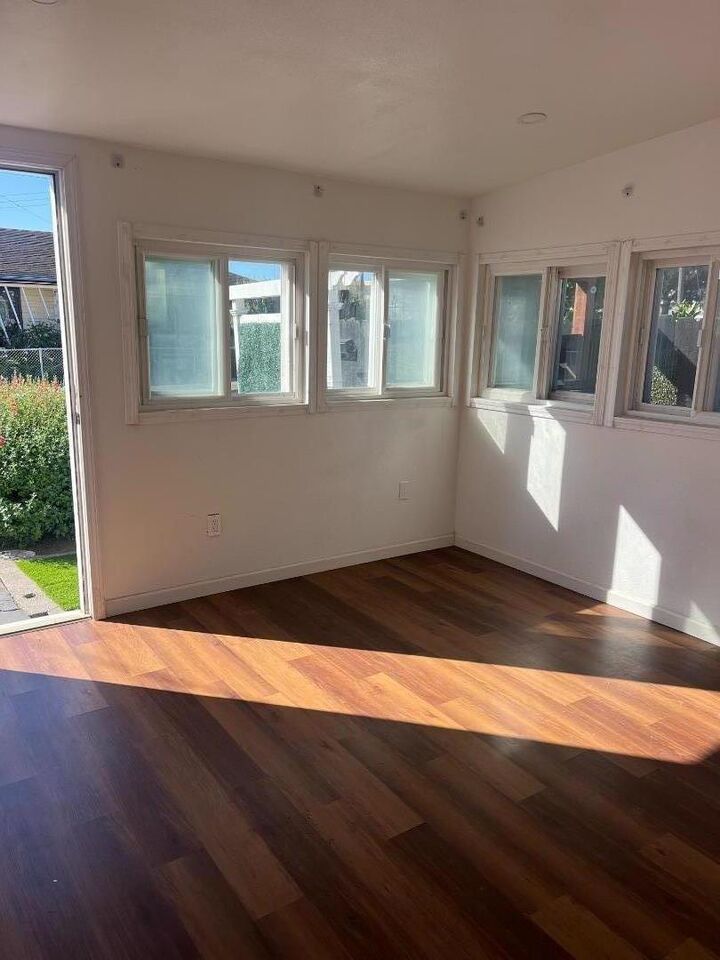 Property Photo:  8 Atlantic Avenue  CA 94066 