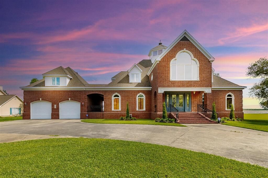 Property Photo:  7090 Moss Lake Lane  LA 70665 