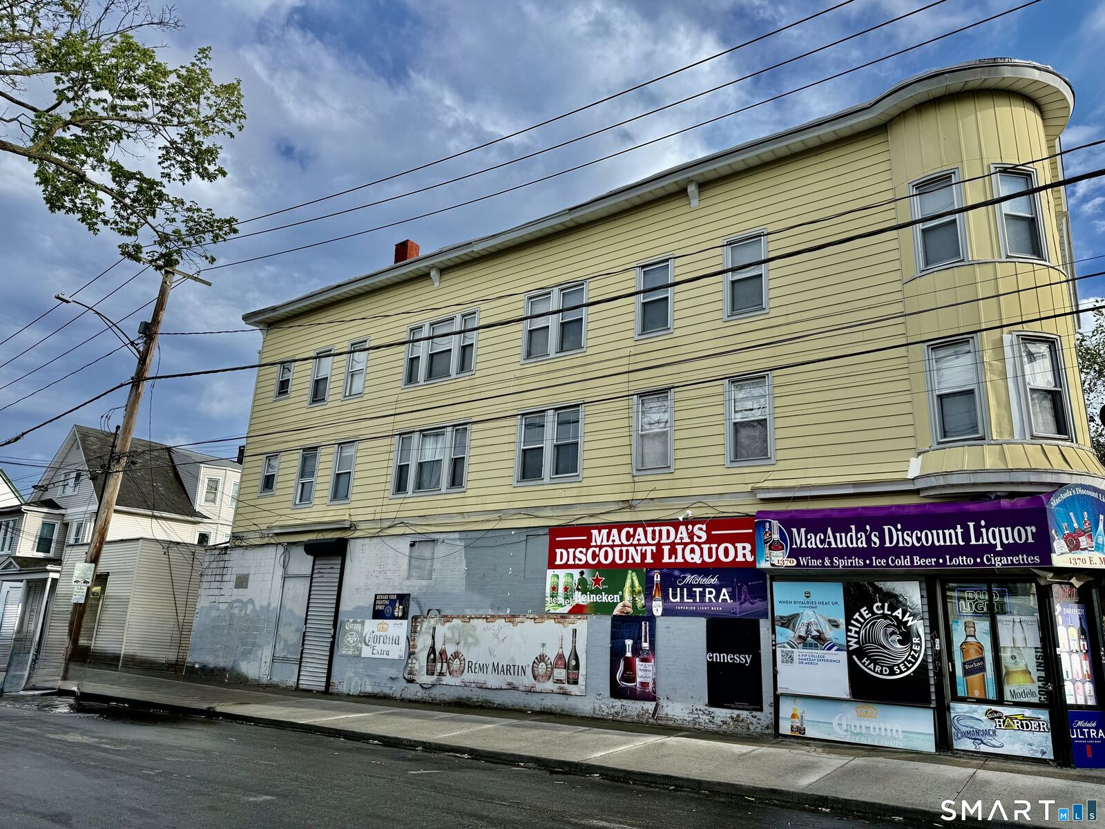 Property Photo:  1368-1370 East Main Street  CT 06608 