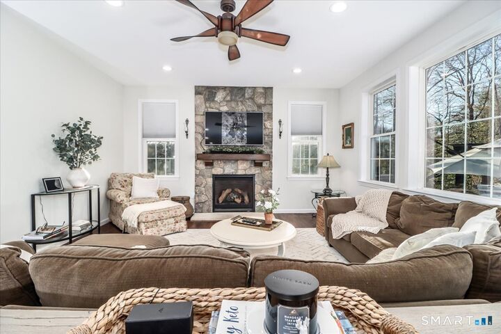 Property Photo:  100 Hawthorne Lane  CT 06776 