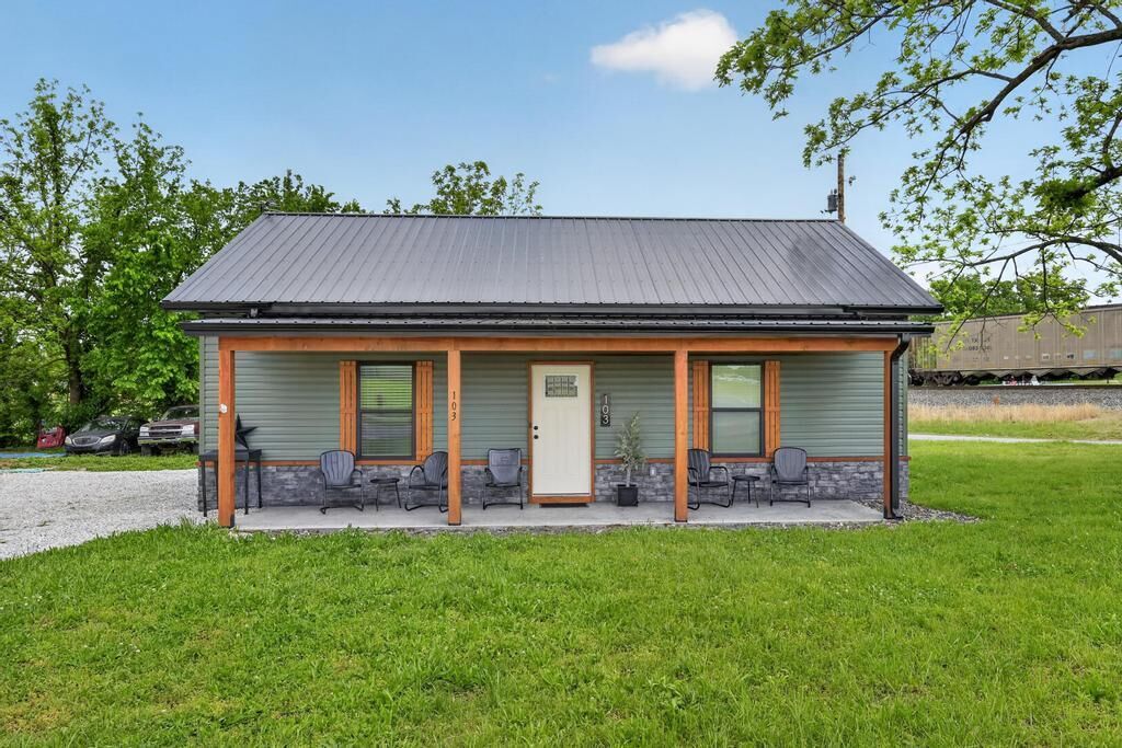 Property Photo: 103 Whitmore Street MO 64843