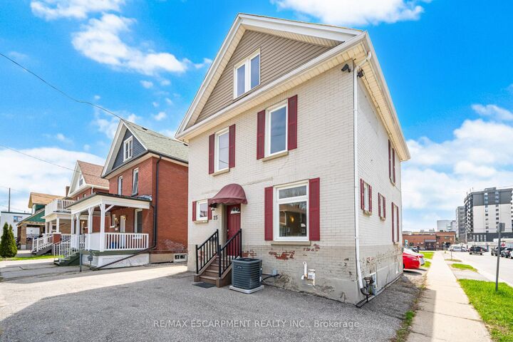 Property Photo: 25 Colborne Street W ON L1G 1L3