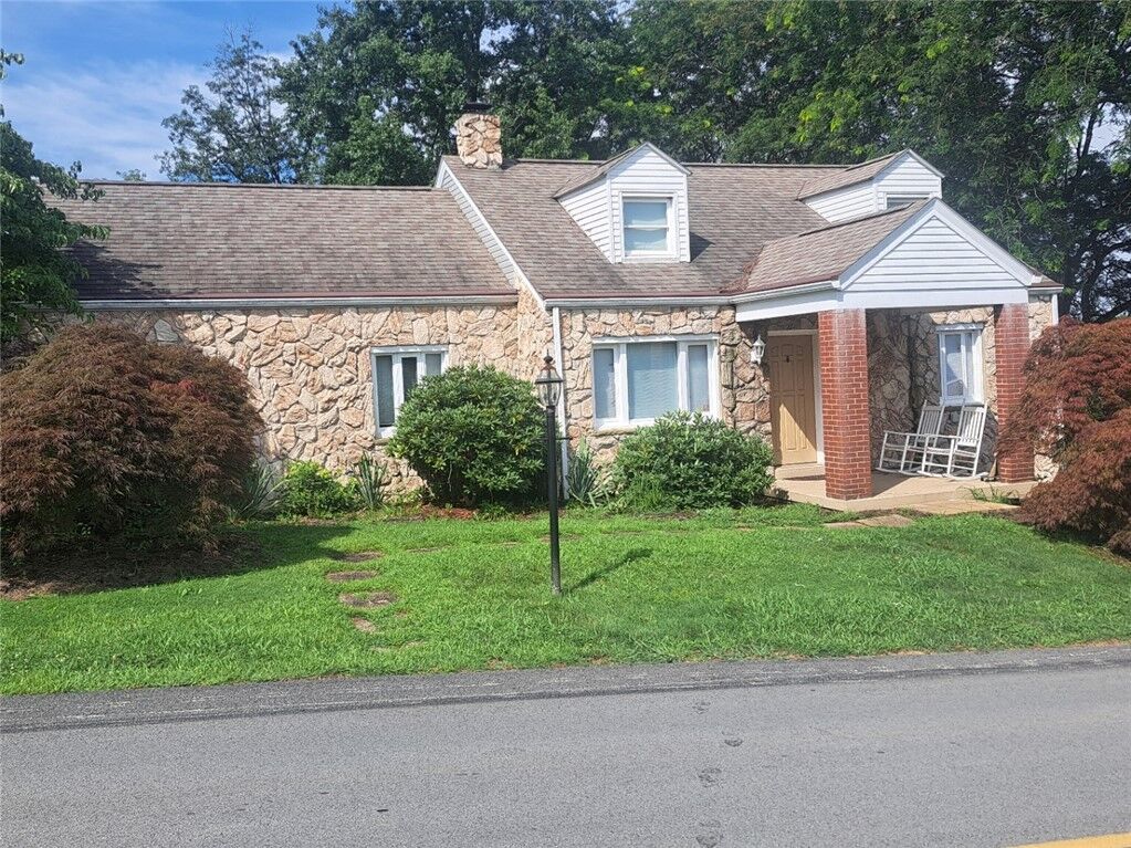 Property Photo:  147 Taylor Run Rd  PA 15063 