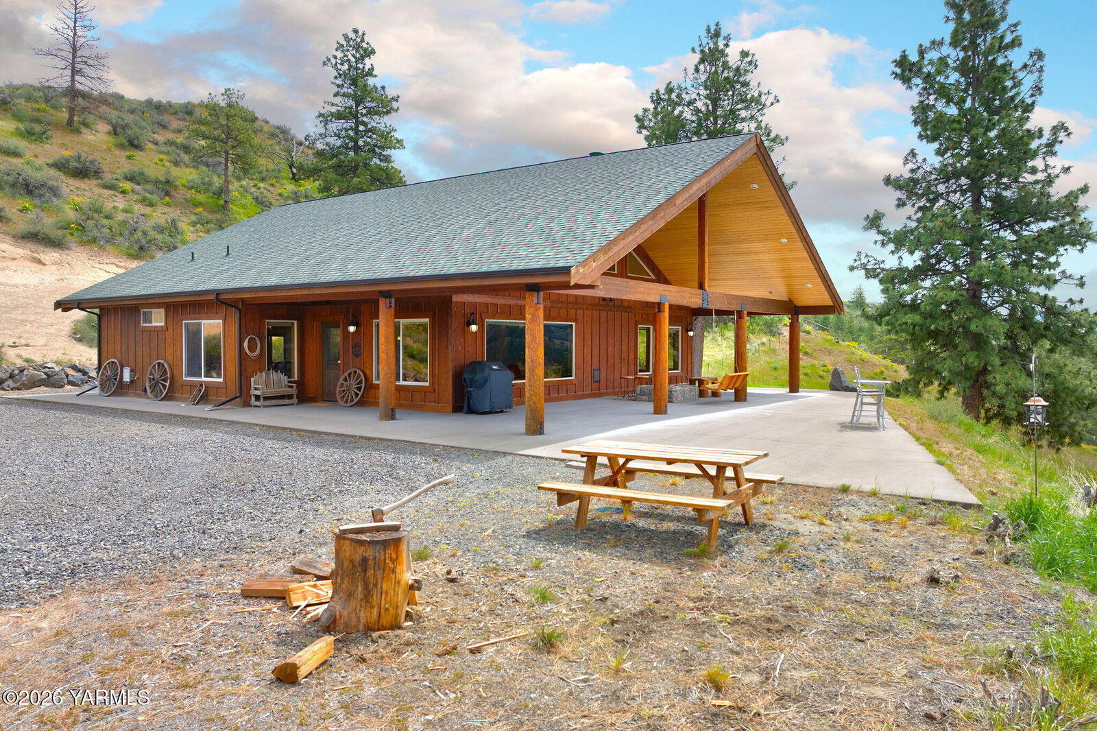 Property Photo:  1291 Audubon Rd  WA 98942 