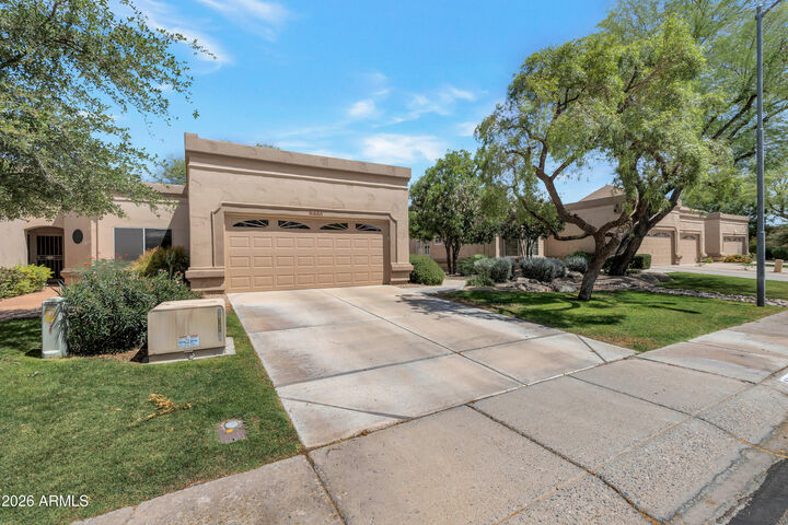 Property Photo:  8332 W Taro Lane Lane  AZ 85382 