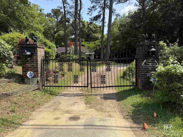 Property Photo:  1308 Daphne Avenue  AL 36526 