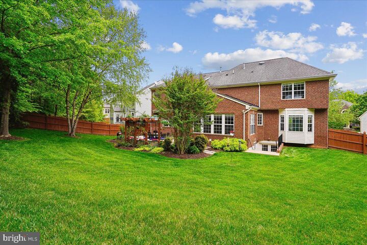 Property Photo:  5382 Macdonald Road  VA 22193 