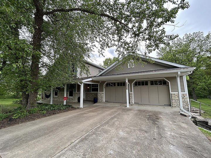 Property Photo:  4900 E Eagle Ridge Rd  MO 65201 