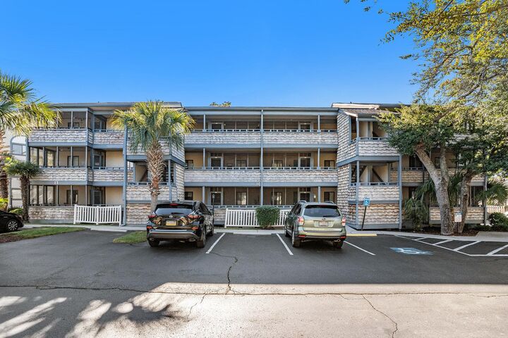 Property Photo: 250 Maison Dr. D-12 SC 29572