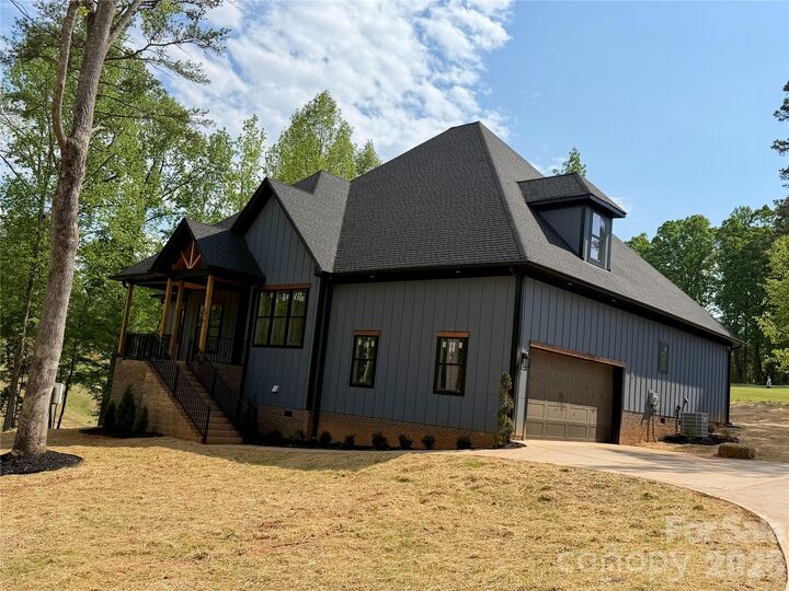Property Photo:  276 Broken Arrow Drive  NC 28677 