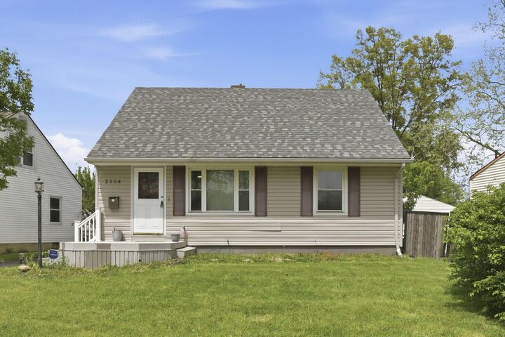 Property Photo:  2304 Ashley Drive  OH 43224 