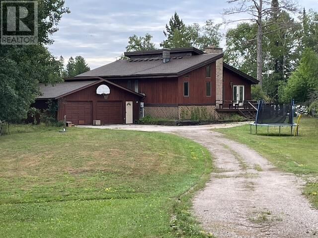 699 Coombes Dr — photo 1