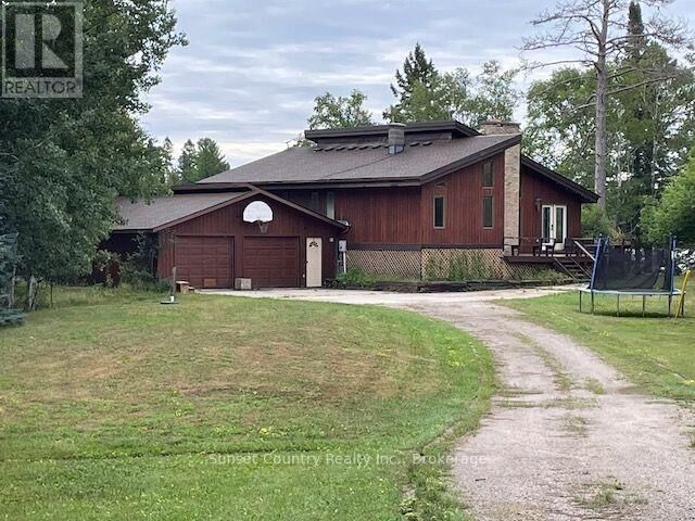 Property Photo: 699 Coombes Drive ON P8N 2Y5