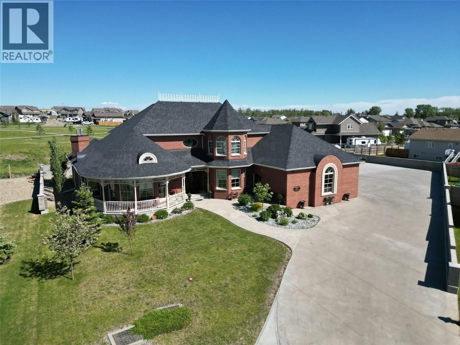 Property Photo: 1829 86 Avenue BC V1G 0C8