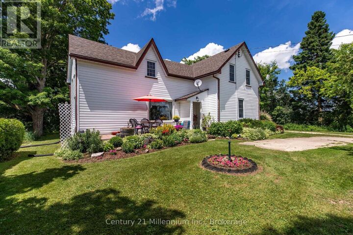 Photo de la propriété:  775678 Highway 10  ON N0C 1H0 