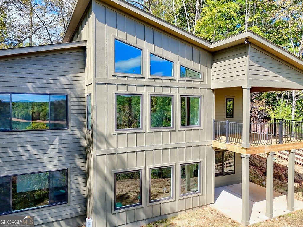 Property Photo:  11 Falcon Drive  GA 30512 