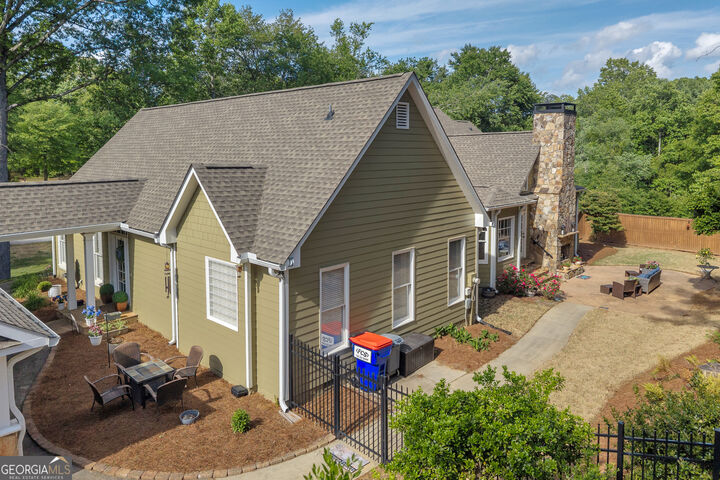 Property Photo:  305 Sage Street  GA 30535 