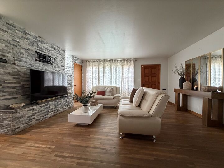 Property Photo: 2021 6th Avenue KS 67801