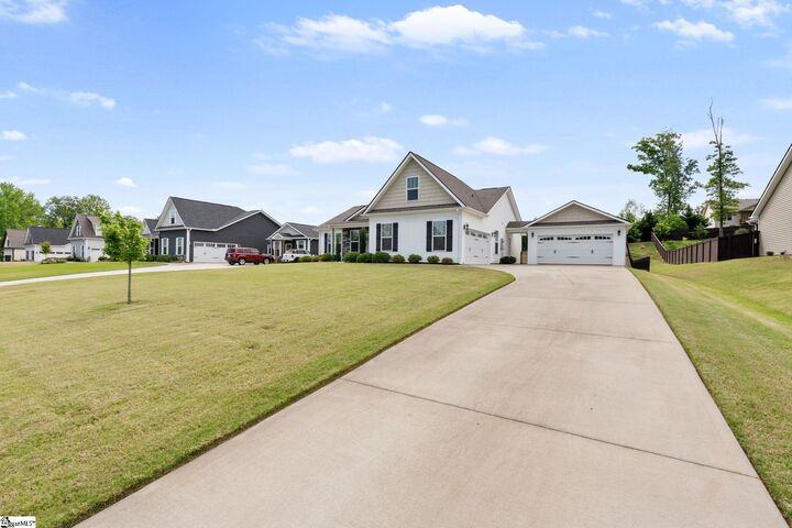 Property Photo:  9 Judge Looper Court  SC 29690 