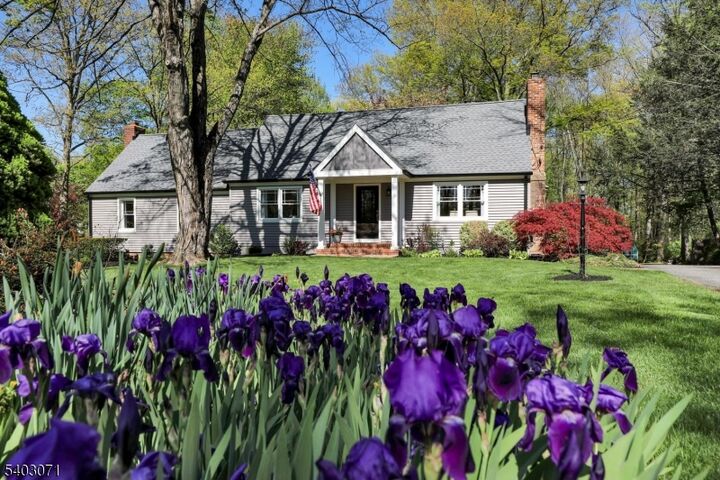 Property Photo:  12 Rocky Ln  NJ 07920 