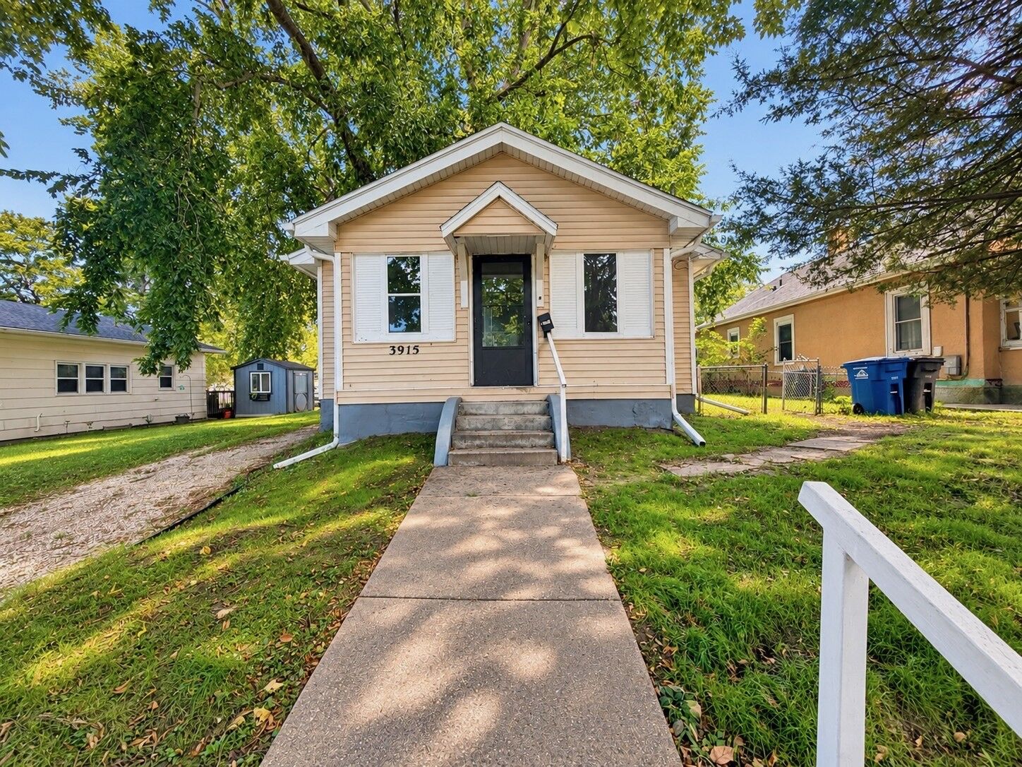 Property Photo: 3915 3rd Street IA 50313