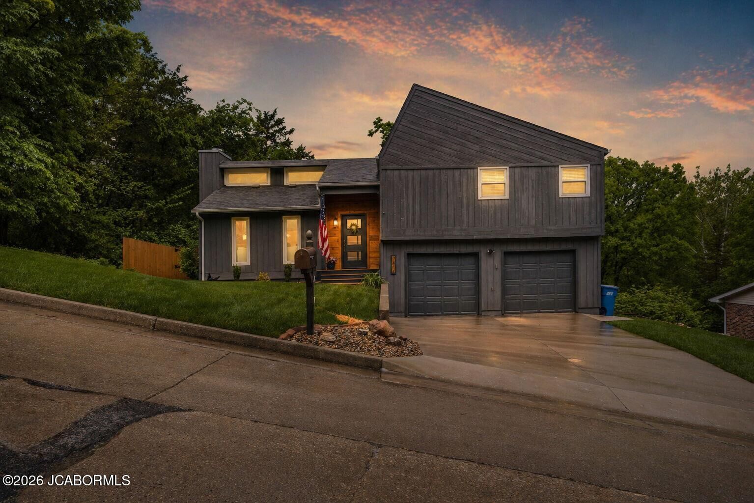Property Photo:  1414 Inglenook Drive  MO 65109 