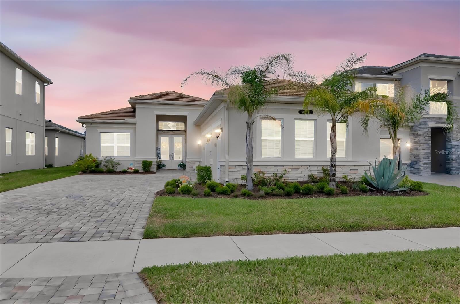 Property Photo:  32309 Rosewood Meadow Lane  FL 33543 