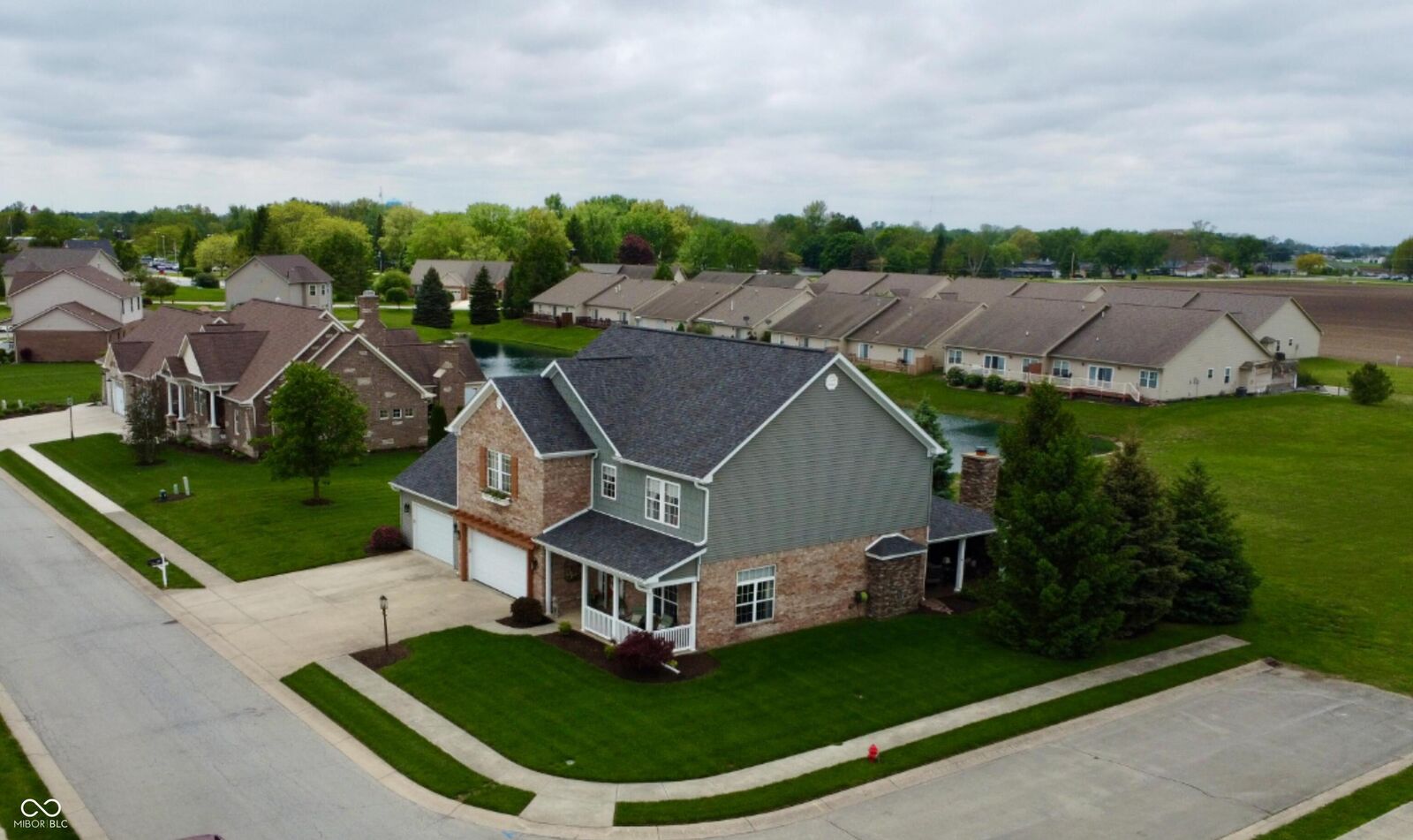Property Photo:  1470 College Parkway  IN 46036 