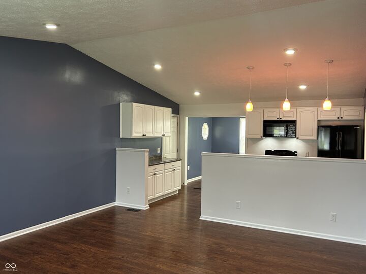 Property Photo:  902 E Elbert Street  IN 46227 
