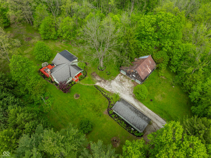Property Photo:  250 Westmont Lane E  IN 46062 
