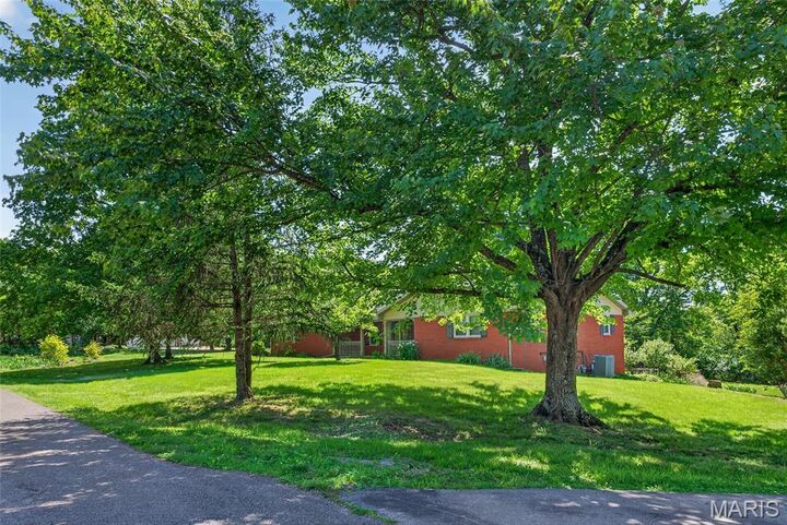 Property Photo:  11 Schonoff Lane  MO 63703 