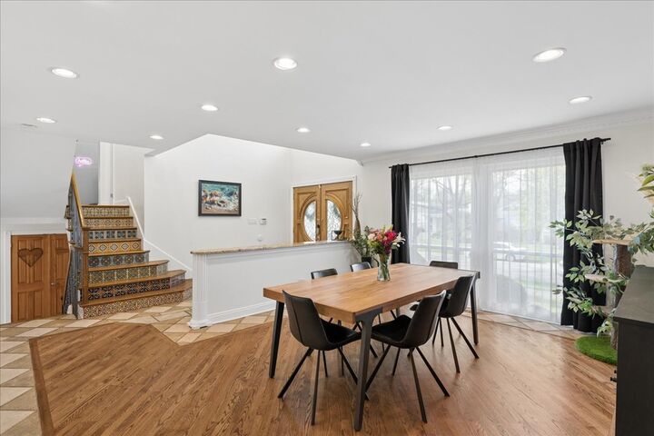 Property Photo:  2913 Virginia Lane  IL 60025 