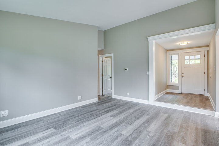Property Photo:  106 Foxcroft Road  IL 60565 