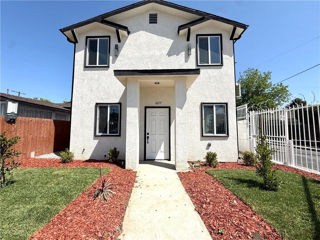 Property Photo:  1677 E Imperial  CA 90059 