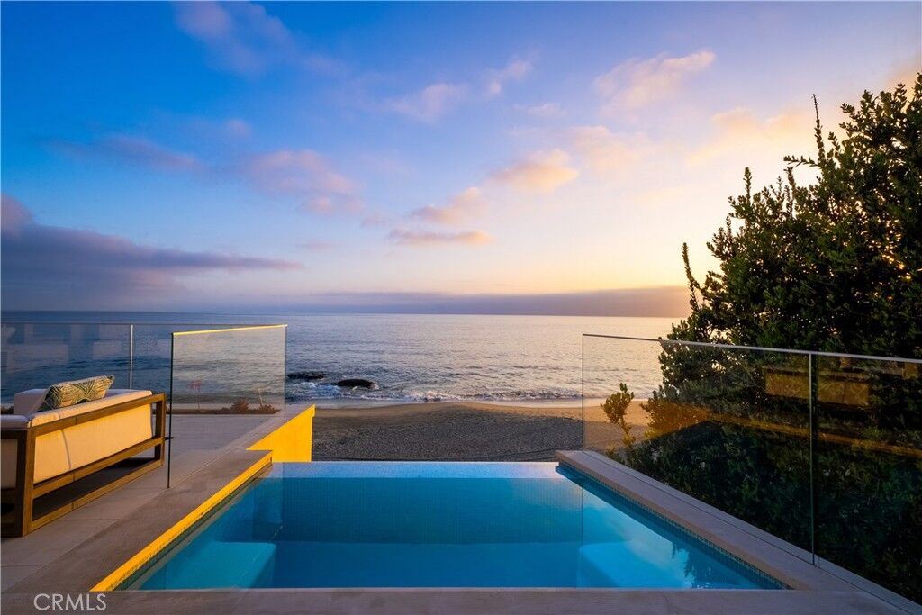 Property Photo:  18 Lagunita Drive  CA 92651 