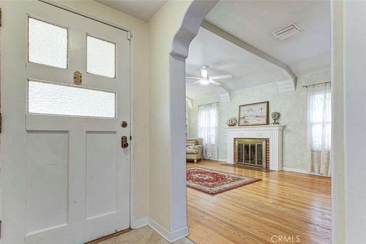 Property Photo:  905 Alma Street  CA 91202 