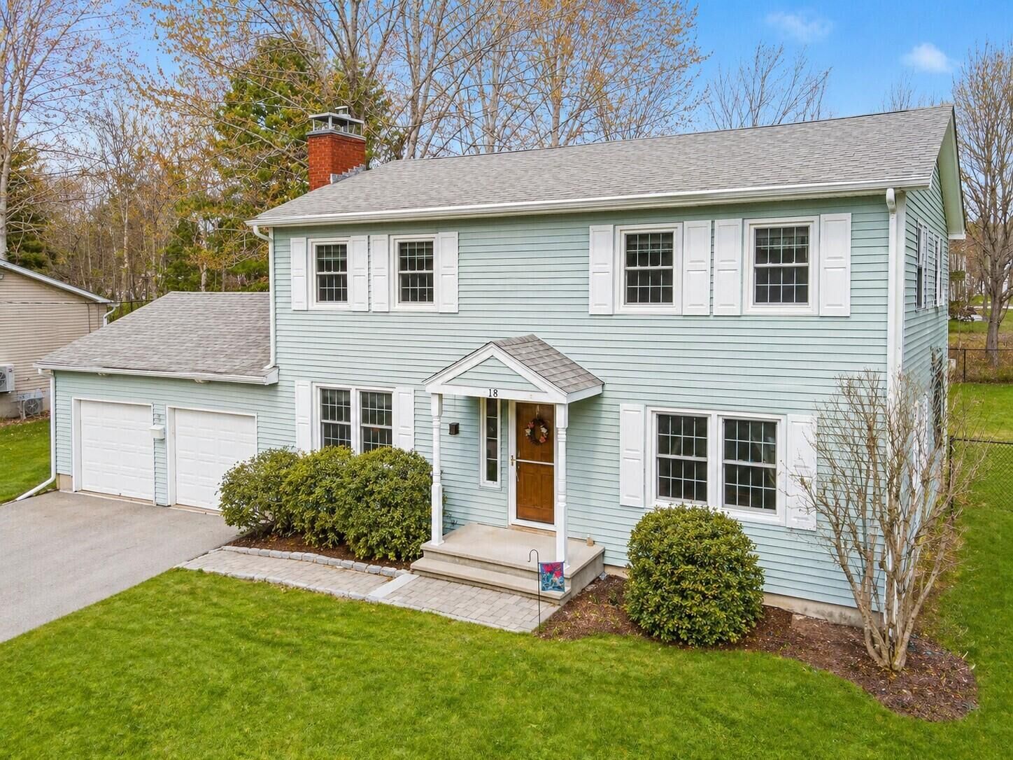 Property Photo:  18 Sunset Drive  ME 04473 