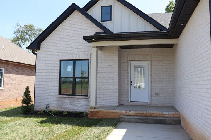 Property Photo:  730 Southern Pine Trl  TN 37043 