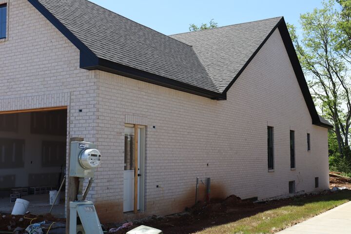 Property Photo:  730 Southern Pine Trl  TN 37043 