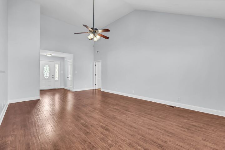 Property Photo:  208 Azalea Dr  KY 42262 