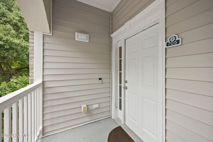 Property Photo:  908 Resort Circle Unit 705  NC 28468 
