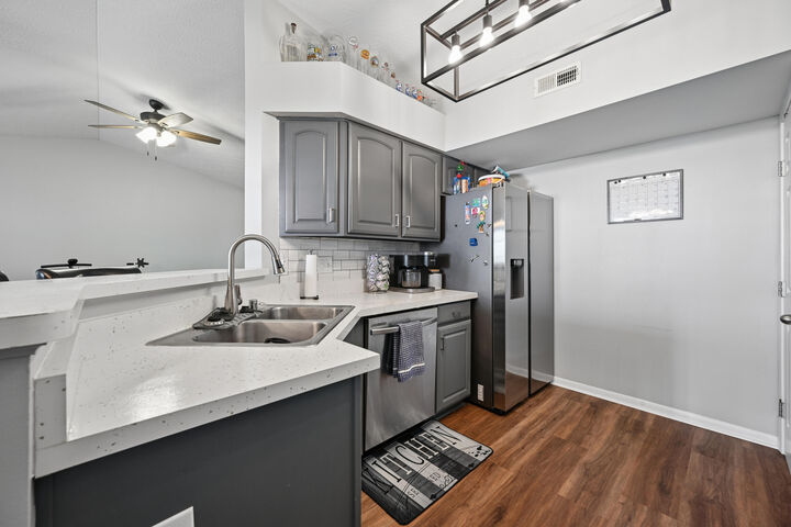 Property Photo: 402 Napa Valley KY 41076