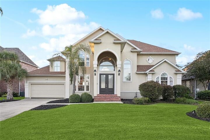 Property Photo:  1004 Mariners Cove Boulevard  LA 70458 