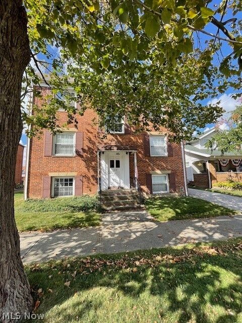 Property Photo:  6118 Ridge Road  OH 44129 