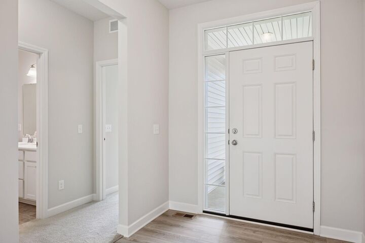 Property Photo:  1285 Pinehill Boulevard  MN 55387 